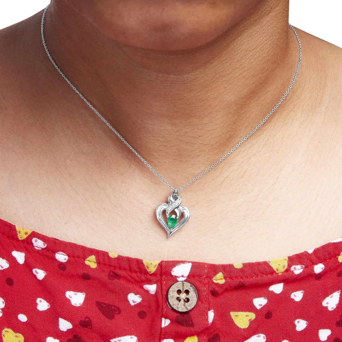 Sterling Silver Emerald Heart Pendant Necklace - 18 Inch